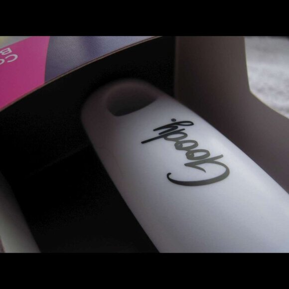 Goody Oval Cushion Copper Stiff Metal Pin Wire Bristles Shine On Fine Hair Brush - Picture 9 of 13